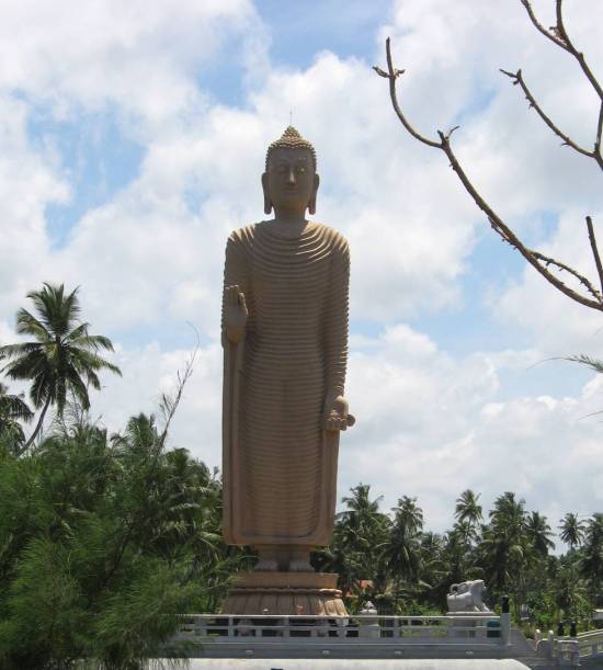 bouddha debout