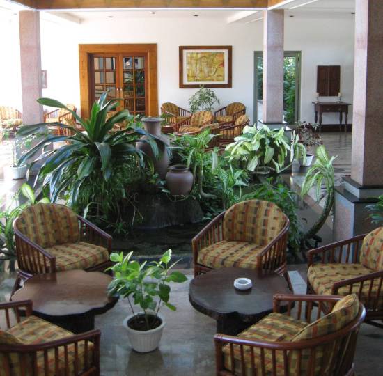 salon hotel oasis
